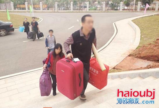 昆明學生搬家服務部助您輕松搬離學校.jpg
